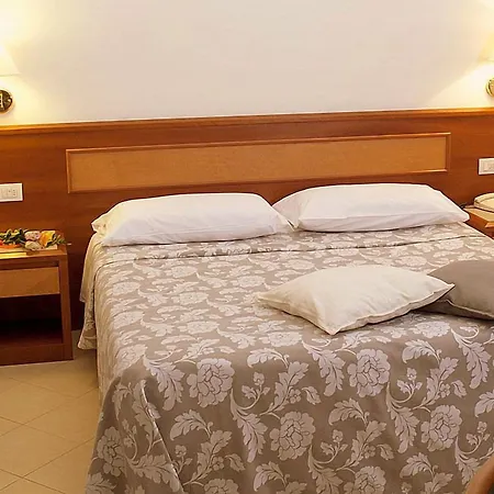 Bonifacio Отель 3*