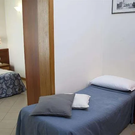 Отель Bonifacio 3*