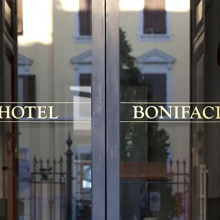 Hotel Bonifacio 3*