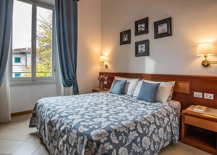 Hotel Bonifacio 3*