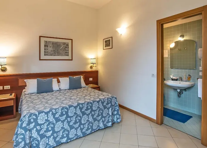 Bonifacio 3*